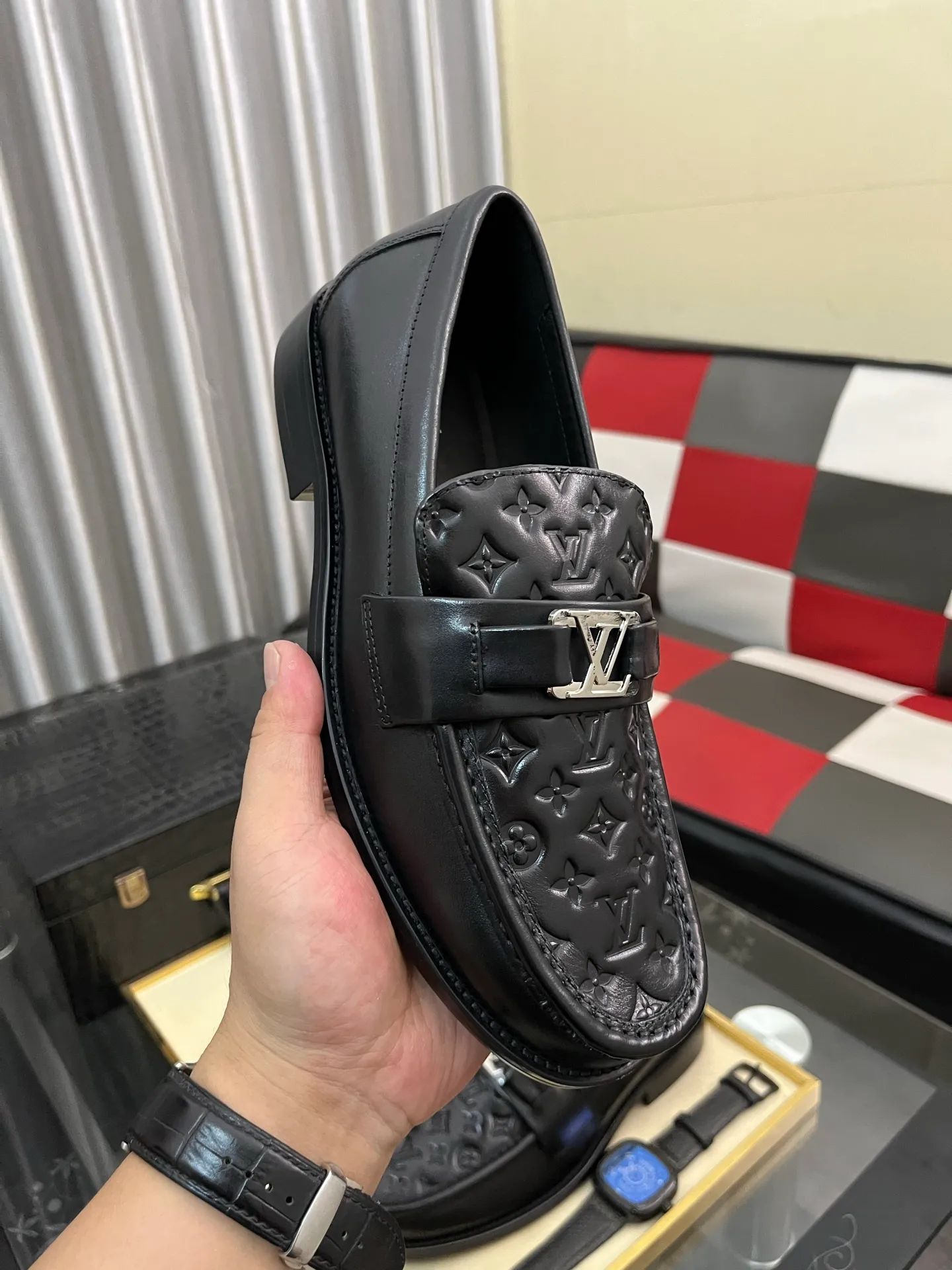 Men's Men's Shoes Men's Men's Shoes 💰520⌚️⌚️[LV] The most popular classic Louis Vuitton leather shoes. Synchronized with the official website, the upper adopts Italian imported upper embossing➕comfortable cowhide lining, fashionable atmosphere, unique brand and unique craftsmanship. Highlighting the hot style of the new year. Stop hesitating, stop wandering, get it now. Code number: 38--44. 3️⃣colors available